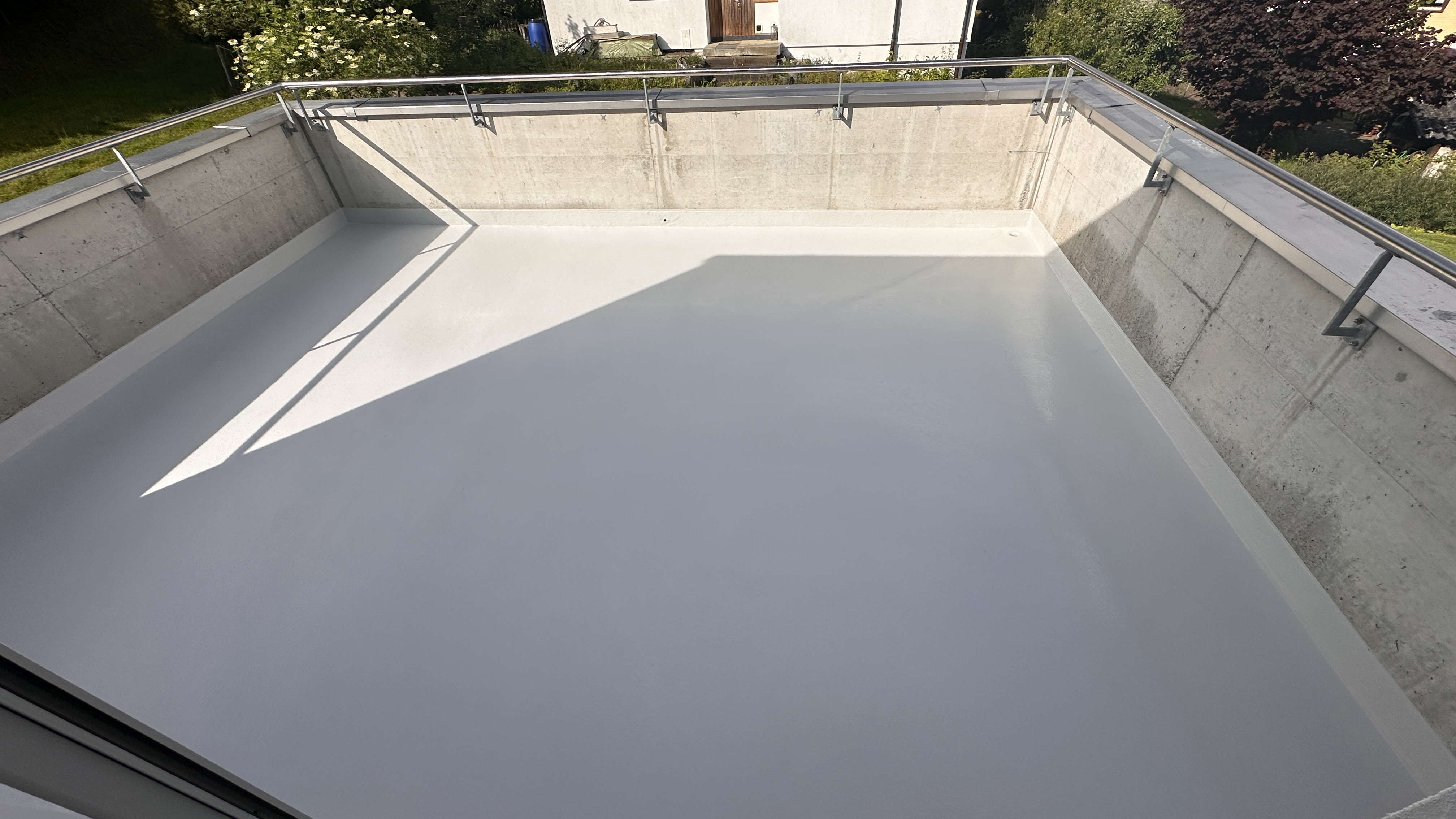 PMMA-Bodenbeschichtung schnellhärtend von POLYCORE GmbH