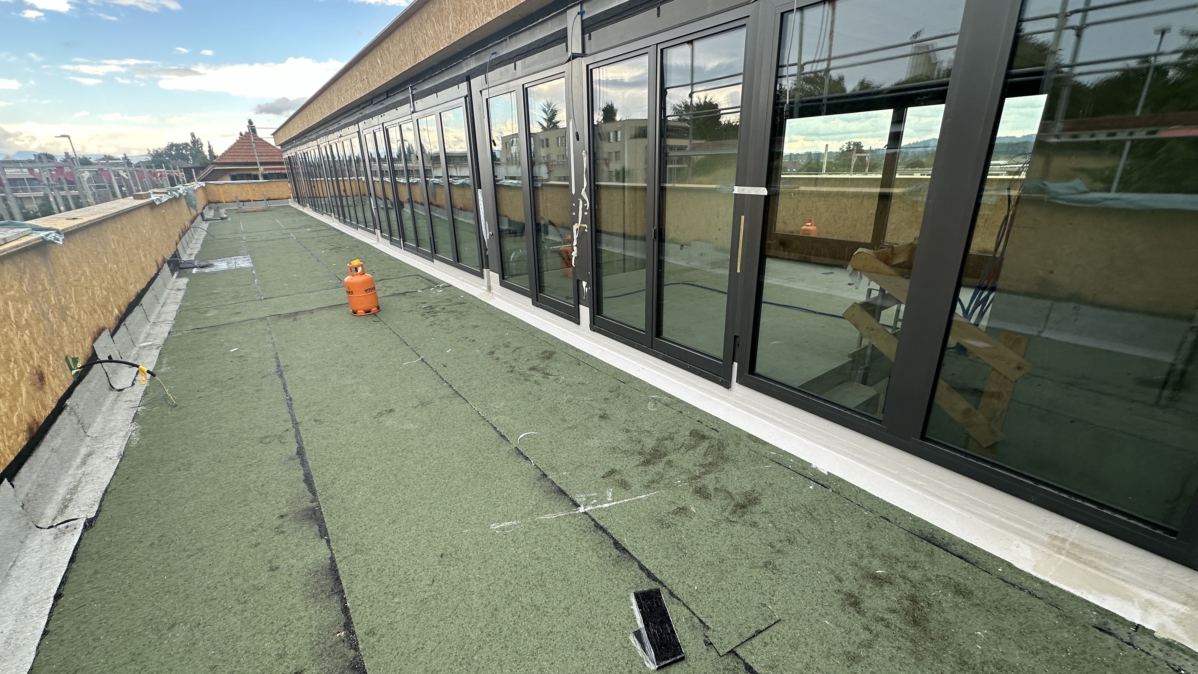 Flüssigkunststoff Abdichtung Terrasse – POLYCORE GmbH Bern